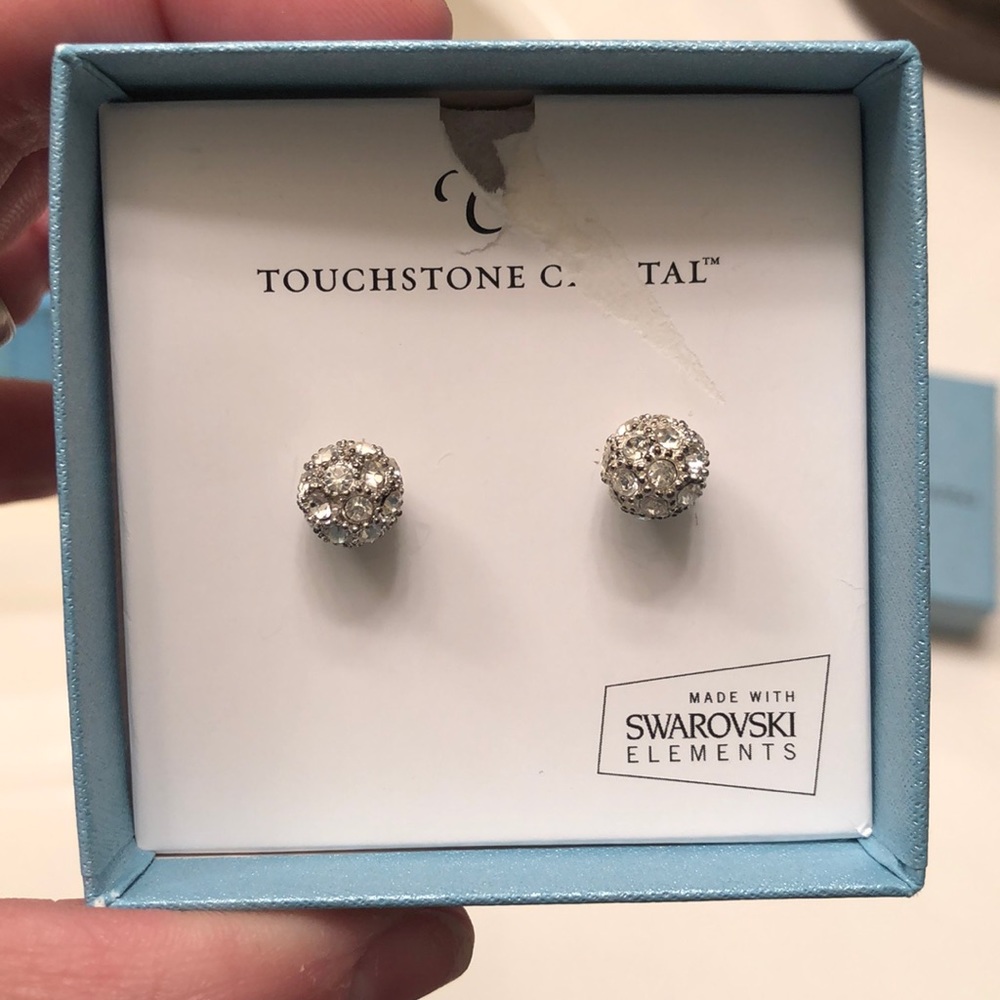 Touchstone Crystal Stud earrings